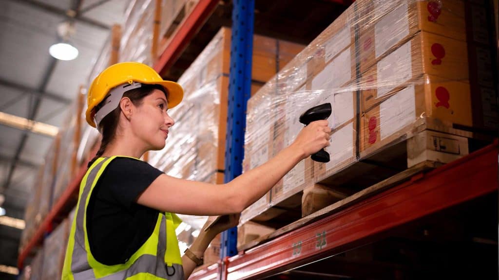 Solving the Double Barcode Dilemma in Warehouse Operations with Vimaan’s PalletSCAN Suite 3 Barcode reading