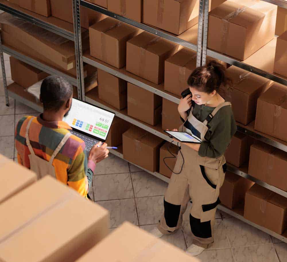 Harnessing Intelligent Data Capture in 3PL Warehouses 4 Data Capture in 3PL Warehouses sides